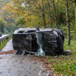 Steinenbronn, Stuttgarter Straße (L1208): Fahrzeug überschlagen