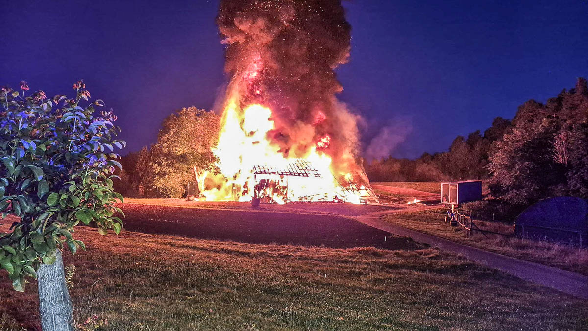 Schönaich: hoher Sachschaden nach Brand einer Scheune