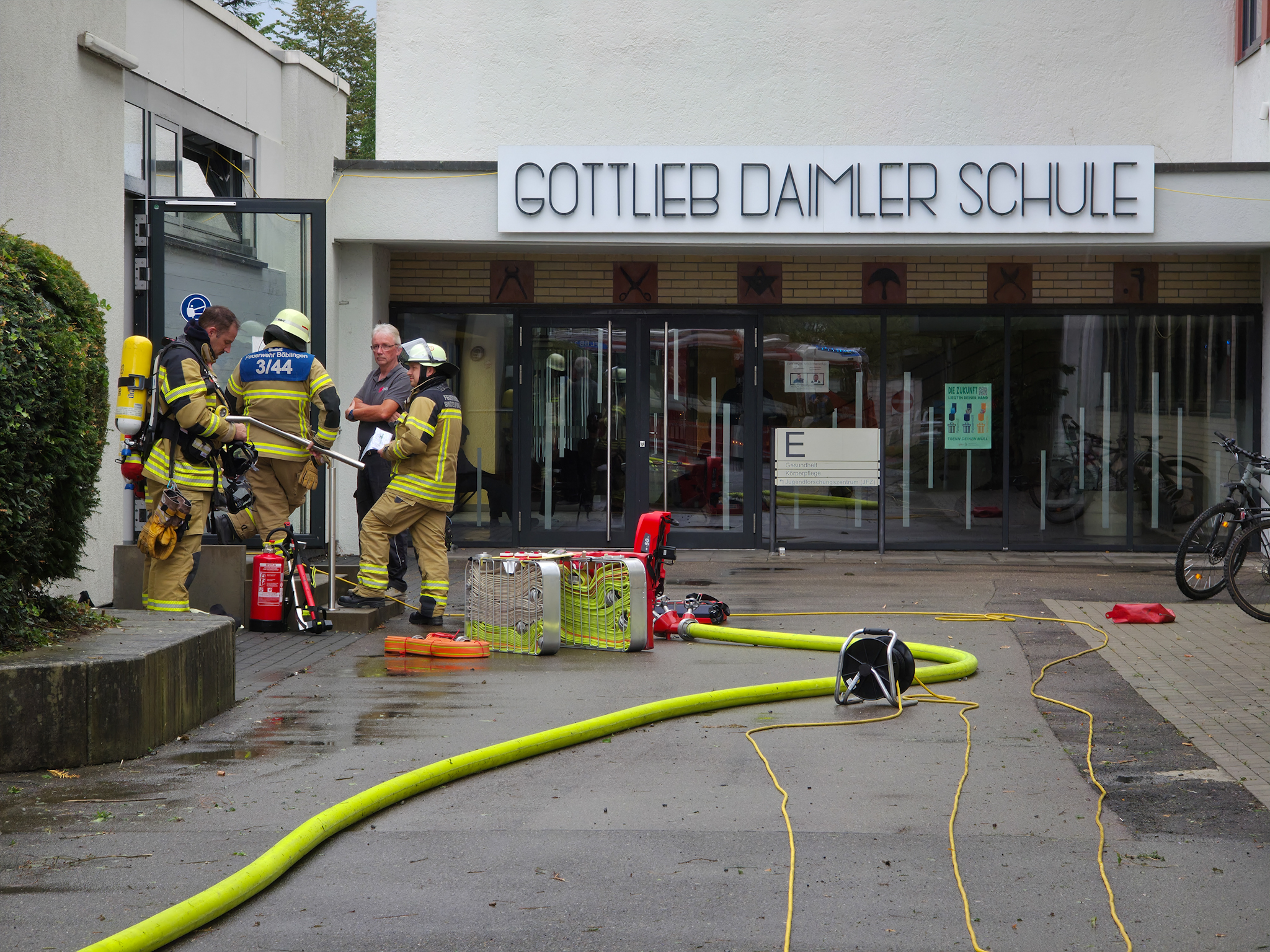 Sindelfingen: Defekter Kompressor sorgt für einen Feuerwehreinsatz