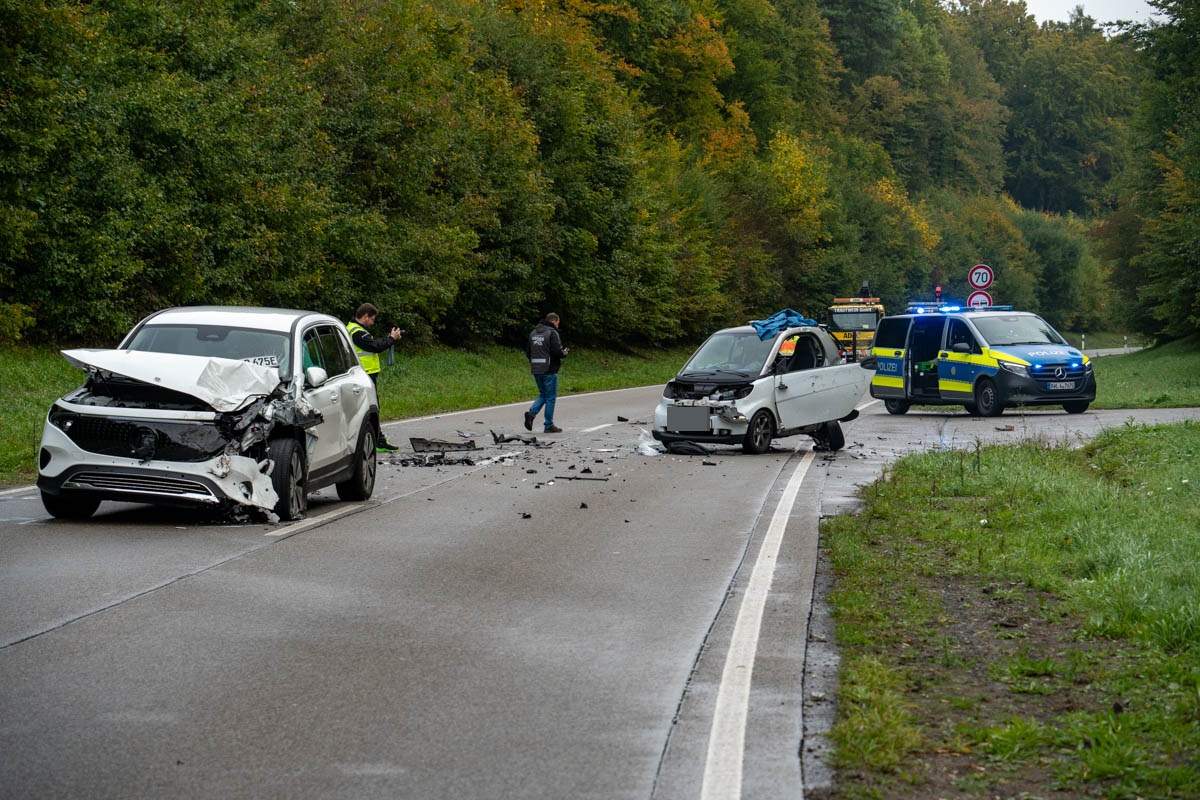 Sindelfingen: 21 Jahre alter PKW-Fahrer bei Unfall auf der Landesstraße 1188 tödlich verletzt
