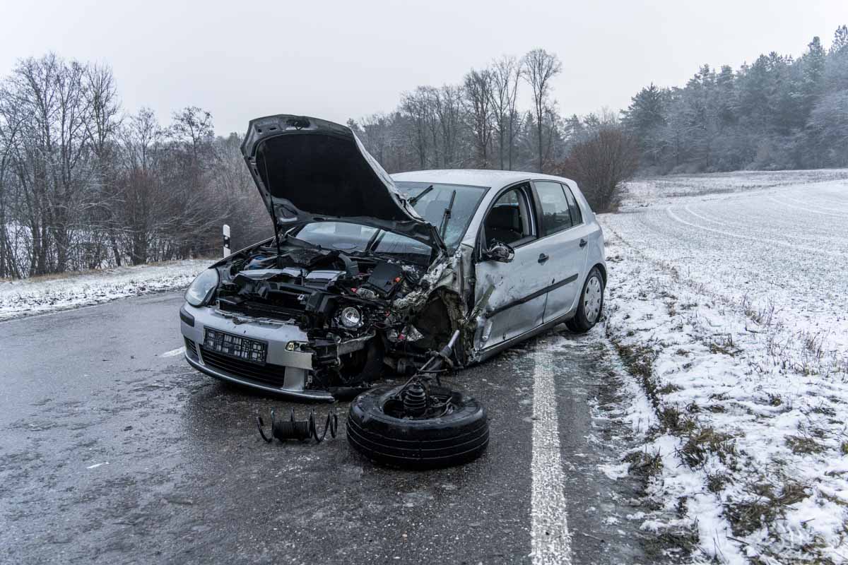 Verkehrsunfall zwischen Malmsheim und Weil der Stadt – Zwei Verletzte