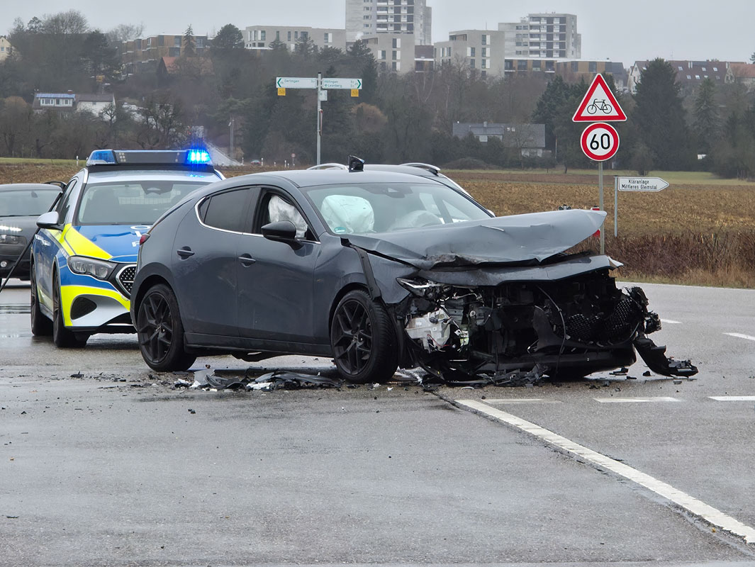 Leonberg: Vorfahrtsunfall blieb ohne Verletzte