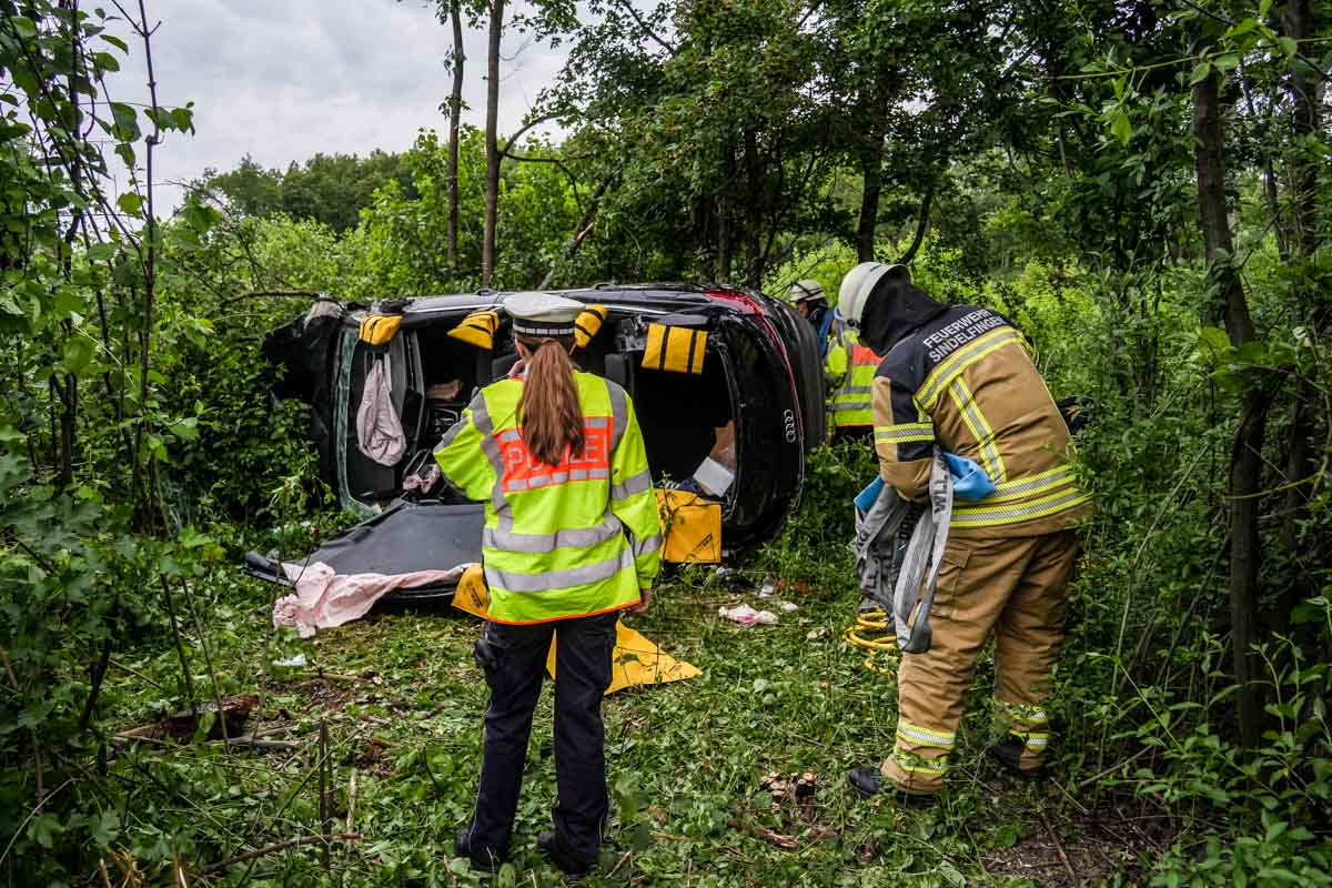 Stuttgart BAB 81 Autobahnkreuz Stuttgart: VU mit schwer verletzter Person
