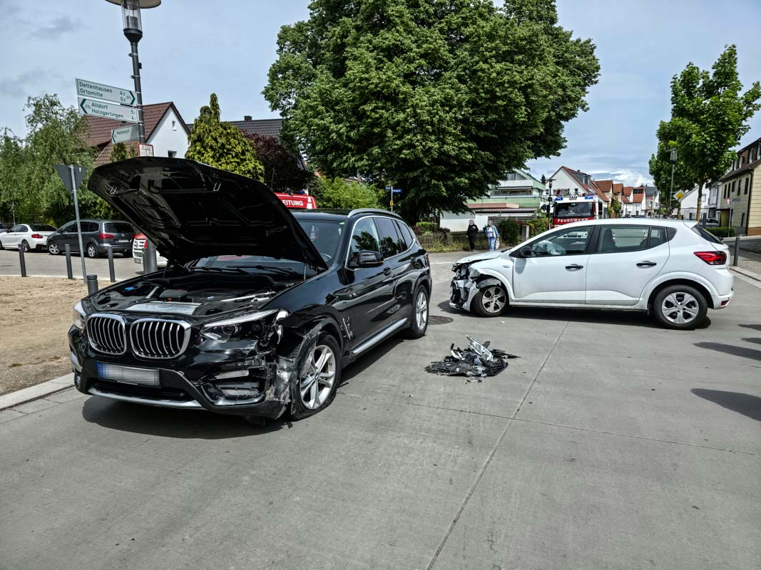 Weil im Schönbuch: Unfall mit drei Verletzten