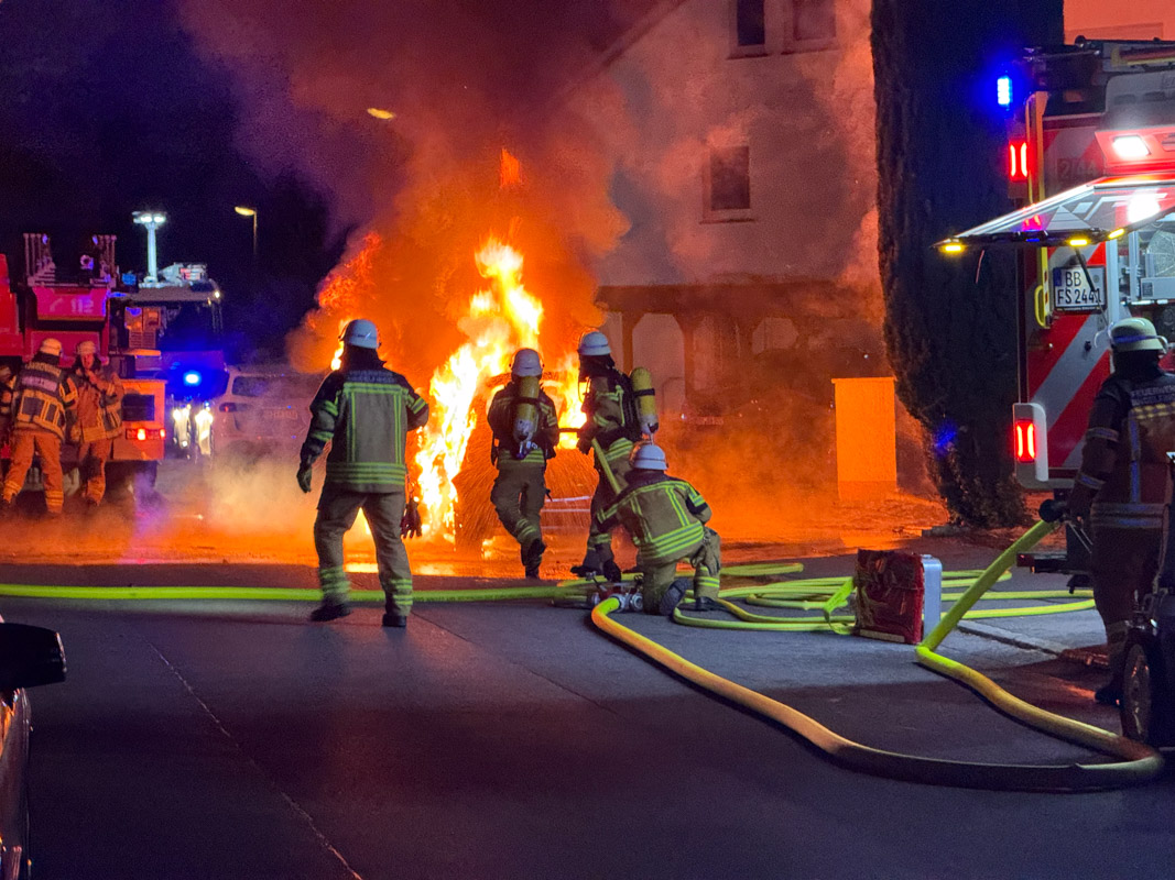 Sindelfingen-Maichingen: Gebäudebrand in der Hölderlinstraße