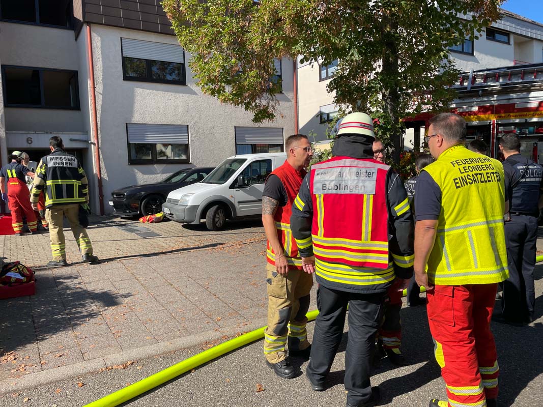Leonberg: Wohnhaus nach beißendem Geruch evakuiert
