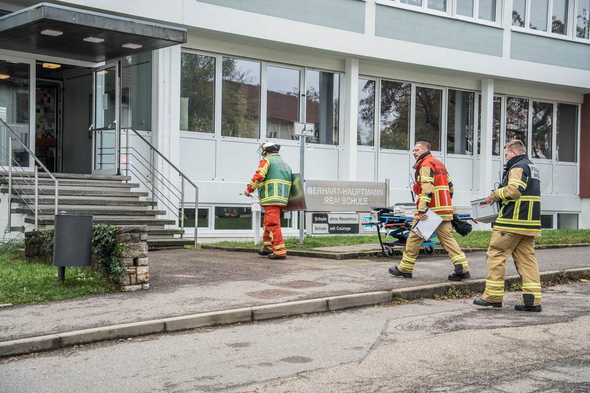 Leonberg: Zwei Schulen wegen Gasgeruchs evakuiert – mehrere Schülerinnen und Schüler betroffen