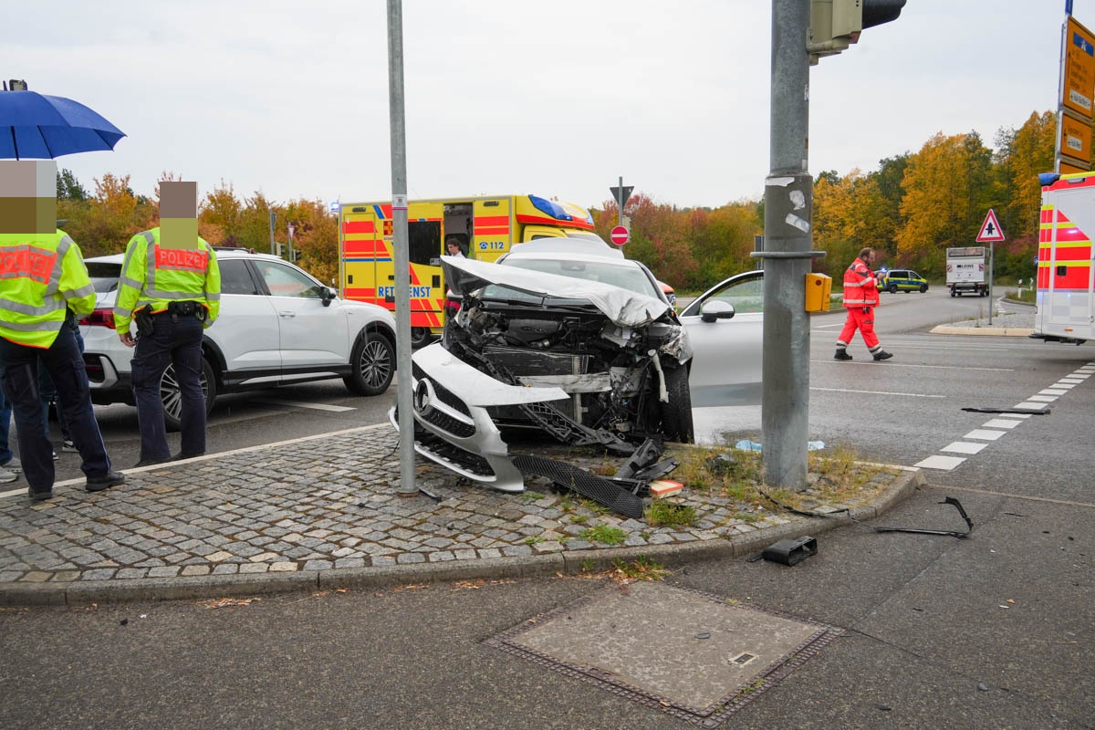 Böblingen: Verkehrsunfall auf der Herrenberger Straße – eine Person leicht verletzt